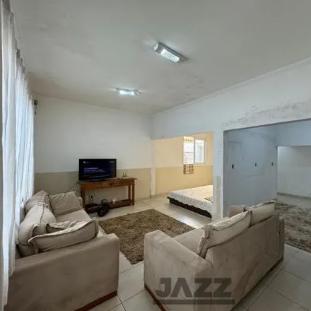 Buy this 3 bed house on Rua Cônego Manoel Garcia in Jardim Chapadão, Campinas - SP
