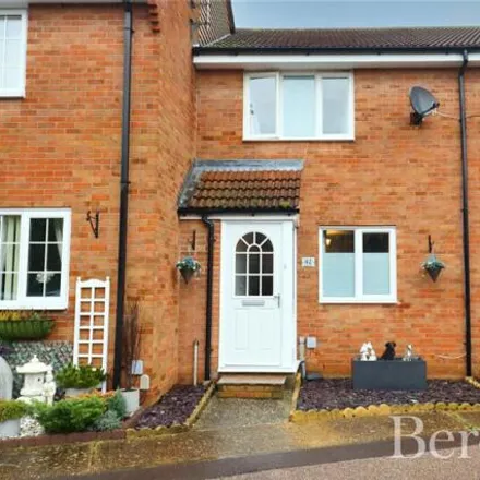 Buy this 2 bed townhouse on Jenner Mead in Chelmsford, CM2 6SJ