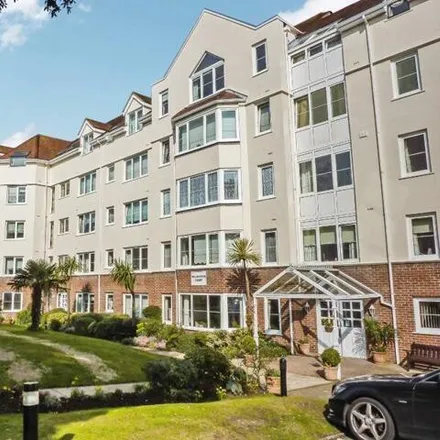 Buy this 1 bed apartment on Queens Road in Bournemouth, BH2 6BA