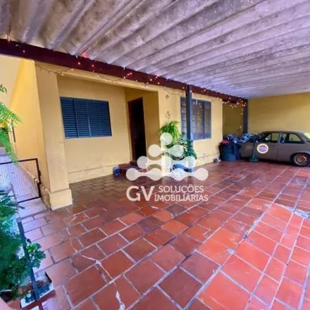 Buy this 4 bed house on Rua Josephina Luchiari Moranza in Vila Santana, Sumaré - SP