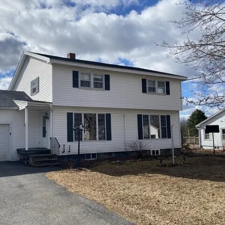 Buy this 5 bed house on 74 Exeter Road in Corinth, ME 04427