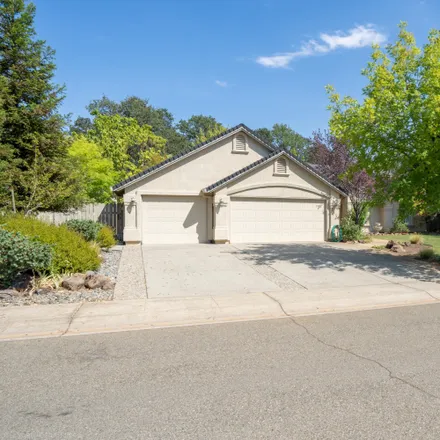 Buy this 3 bed house on 3451 Woodbury Drive in Redding, CA 96002
