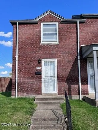 Buy this 2 bed house on 1801 Dixie Hwy in Louisville, Kentucky