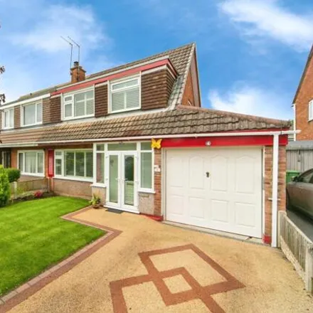 Buy this 3 bed duplex on Hatchmere Close in Oxton, CH43 2ND