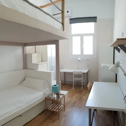 Rent this 1 bed room on Calle Siete Revueltas in 1, 41004 Seville