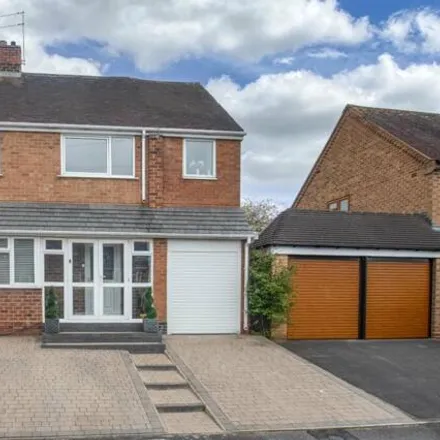 Buy this 5 bed duplex on Bredon View in Redditch, B97 5EA