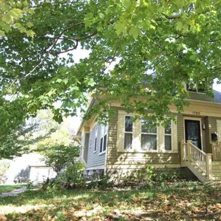 Buy this 4 bed house on 1800 Muscatine Avenue in Iowa City, IA 52240
