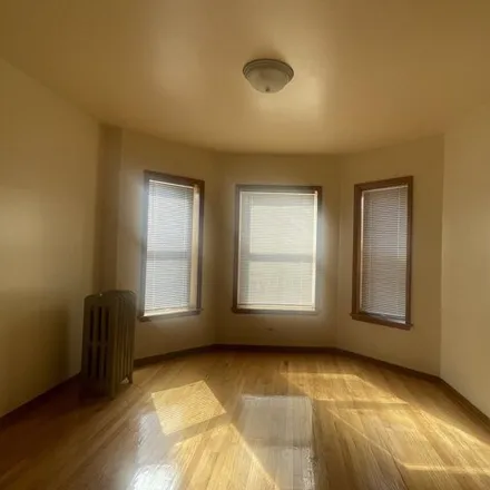 Image 5 - 1446 East 76th Street, Chicago, IL 60649, USA - House for rent
