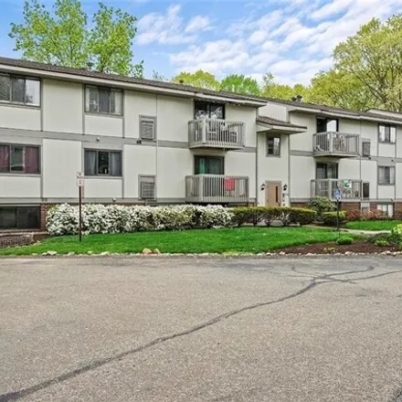 Buy this 1 bed condo on unnamed road in South Fayette Township, PA 15055