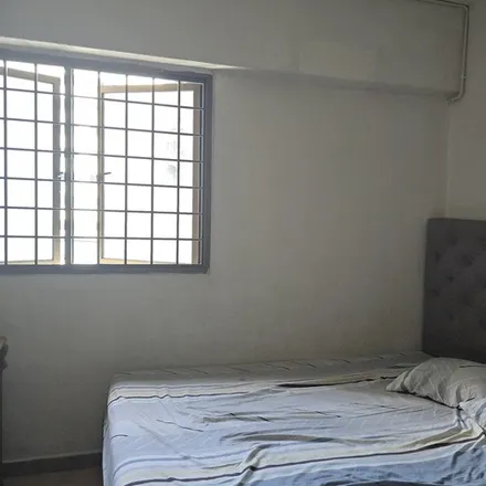 Rent this 1 bed room on Hong Kah in 432 Jurong West Avenue 1, Singapore 640432