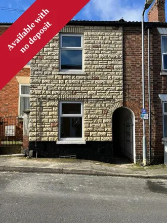 Rent this 2 bed townhouse on Grantley Street in Grantham, NG31 6BN