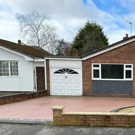 Rent this 3 bed house on Gillity Avenue in Walsall, WS5 3PP