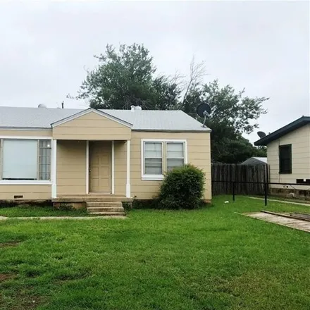 Rent this 2 bed house on 1141 South Danville Drive in Abilene, TX 79605