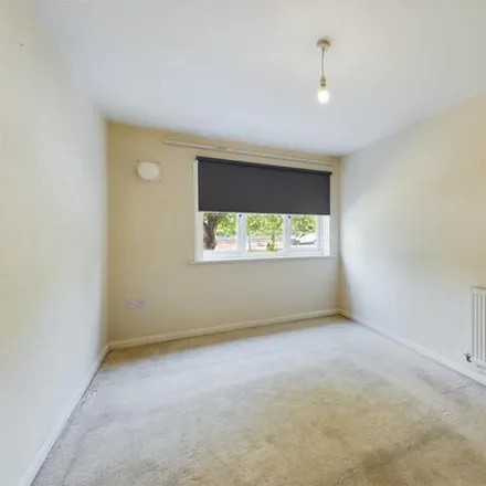 Image 5 - St. James the Less, Uttoxeter Road, Longton, ST3 1PX, United Kingdom - Apartment for sale