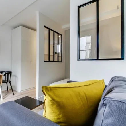 Image 3 - 10 Rue des Haudriettes, 75003 Paris, France - Apartment for rent