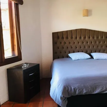 Rent this 2 bed house on Espacio: Estudio y Danza in Porfirio Díaz, La Capilla