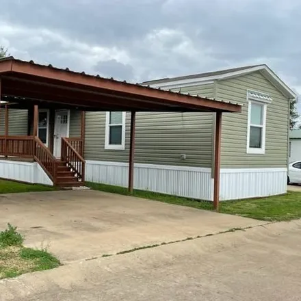 Buy this studio apartment on C Drive in Sealy, TX 77474