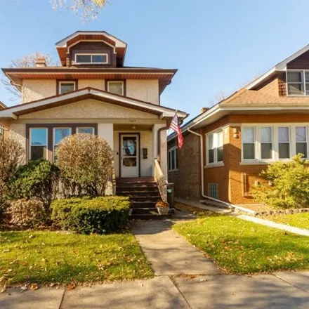 Buy this 3 bed house on 1053 North Lombard Avenue in Oak Park, IL 60302