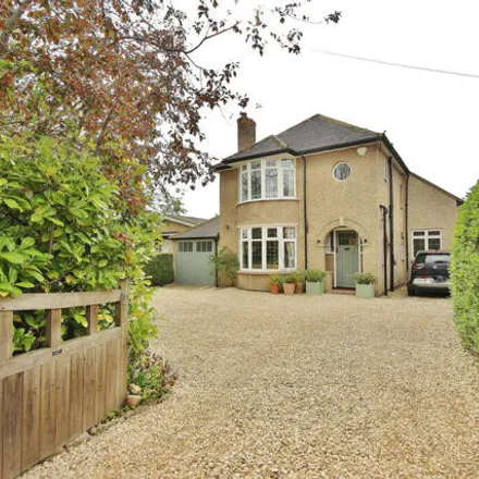 Buy this 4 bed house on 45 Woodstock Road in Witney, OX28 1DY
