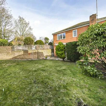 Image 2 - Coombe House Chase, London, United Kingdom - House for sale