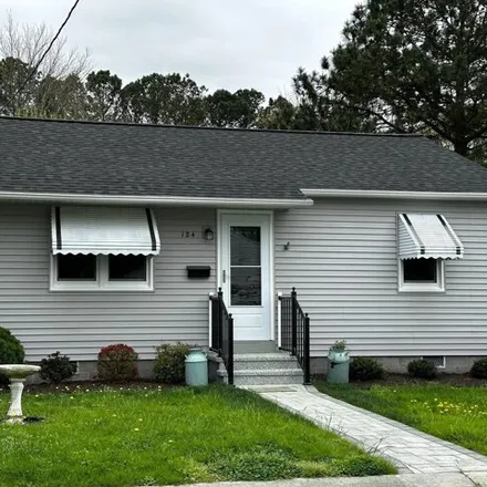 Buy this 2 bed house on 164 Cedar Street in Berlin, MD 21811