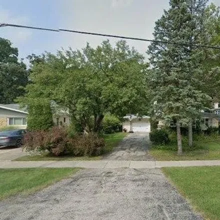 Buy this 3 bed house on 128 Glenview Road in Glenview, IL 60025