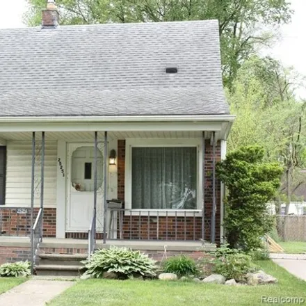 Buy this 3 bed house on 25289 Colgate Street in Dearborn Heights, MI 48125