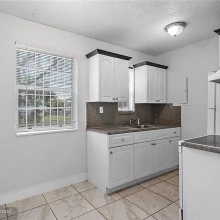 Image 4 - 3381 Northwest 8th Place, Browardale, Lauderhill, FL 33311, USA - House for sale