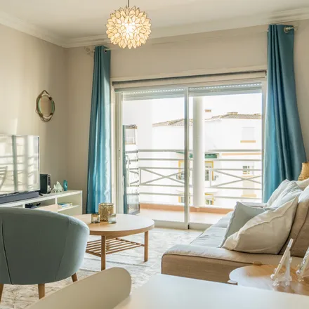 Rent this 3 bed apartment on Centro de Fisioterapia in Rua Brigadeiro Costa Franco, 8600-999 Lagos
