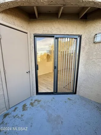 Image 5 - Copper Star Condominiums, 1745 East Glenn Street, Tucson, AZ 85719, USA - Condo for rent
