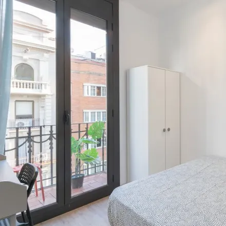 Image 5 - Carrer de Muntaner, 375, 08001 Barcelona, Spain - Room for rent