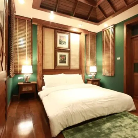 Rent this 1 bed house on Hangdong raut raat upataum School in Ban Pa Ha, 108
