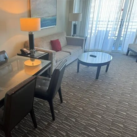 Image 8 - GALLERYone - a DoubleTree Suites by Hilton Hotel, East Sunrise Boulevard, Fort Lauderdale, FL 33304, USA - Condo for sale
