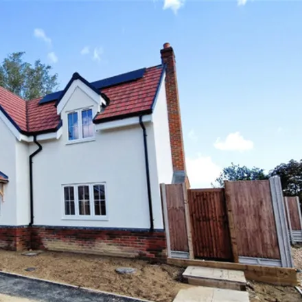 Buy this 3 bed house on Stortford Road in Great Dunmow, CM6 1SH