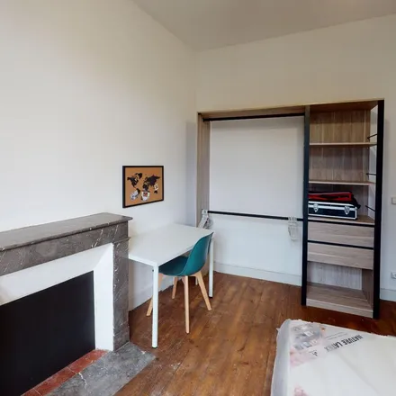 Rent this 1 bed apartment on 10 Boulevard Chasseigne in 86000 Poitiers, France