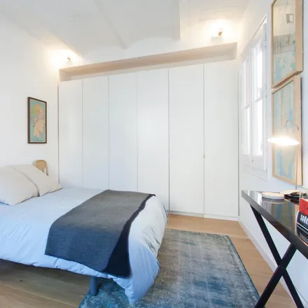 Rent this 1 bed apartment on Carrer d'Anníbal in 08001 Barcelona, Spain