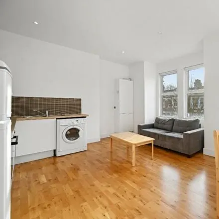 Image 2 - Larch Road, London, NW2 6SE, United Kingdom - Apartment for sale