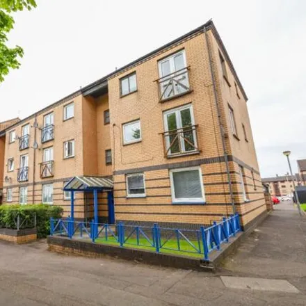 Rent this 2 bed apartment on Glasgow Road in Clydebank, G81 1QQ