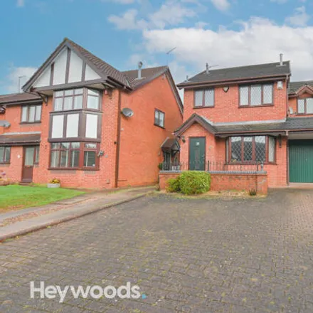 Buy this 3 bed house on Bircham Walk in Newcastle-under-Lyme, ST5 4LG