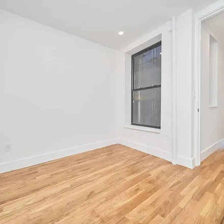 Image 3 - 1843 1st Avenue, New York, NY 10128, USA - Apartment for rent
