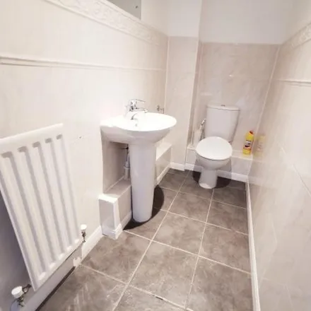 Image 7 - 9 Watson Place, Exeter, EX2 4SF, United Kingdom - Townhouse for rent