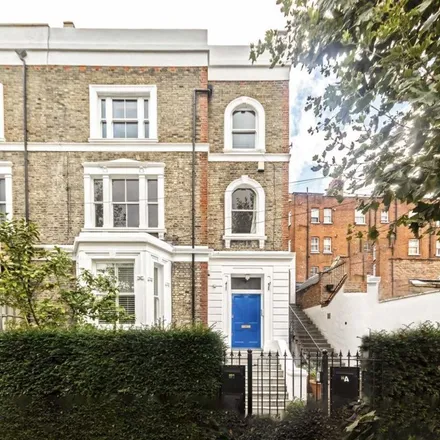 Rent this 3 bed apartment on ... Sutaria in Barclay Road, London