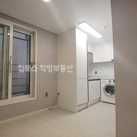 Image 5 - 서울특별시 서초구 방배동 895-6 - Apartment for rent