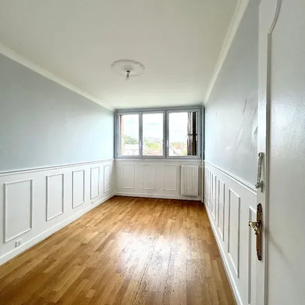 Rent this 3 bed apartment on 5 Rue des Frères Lumière in 94260 Fresnes, France