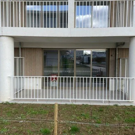 Rent this 2 bed apartment on Europalaan - Avenue de l'Europe 9 in 1970 Wezembeek-Oppem, Belgium