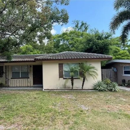 Image 3 - 2212 Terrace Drive North, Pinellas County, FL 33765, USA - House for sale