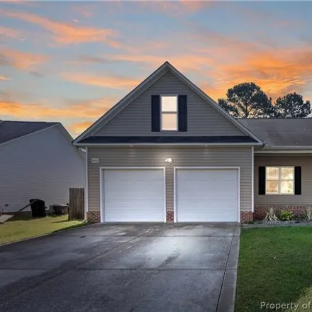 Buy this 3 bed house on 5633 Prestonfield Ln in Hope Mills, North Carolina