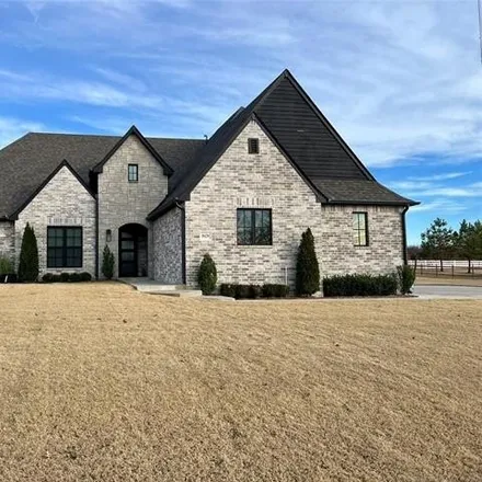 Buy this 4 bed house on 9431 East 94th Street in Coweta, OK 74429