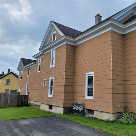 Buy this 5 bed apartment on 318 Pleasant Avenue in Herkimer, Village of Herkimer