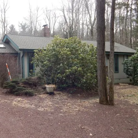 Image 1 - 88 Split Rock Lane, Pocono Pines, Tobyhanna Township, PA 18350, USA - House for sale